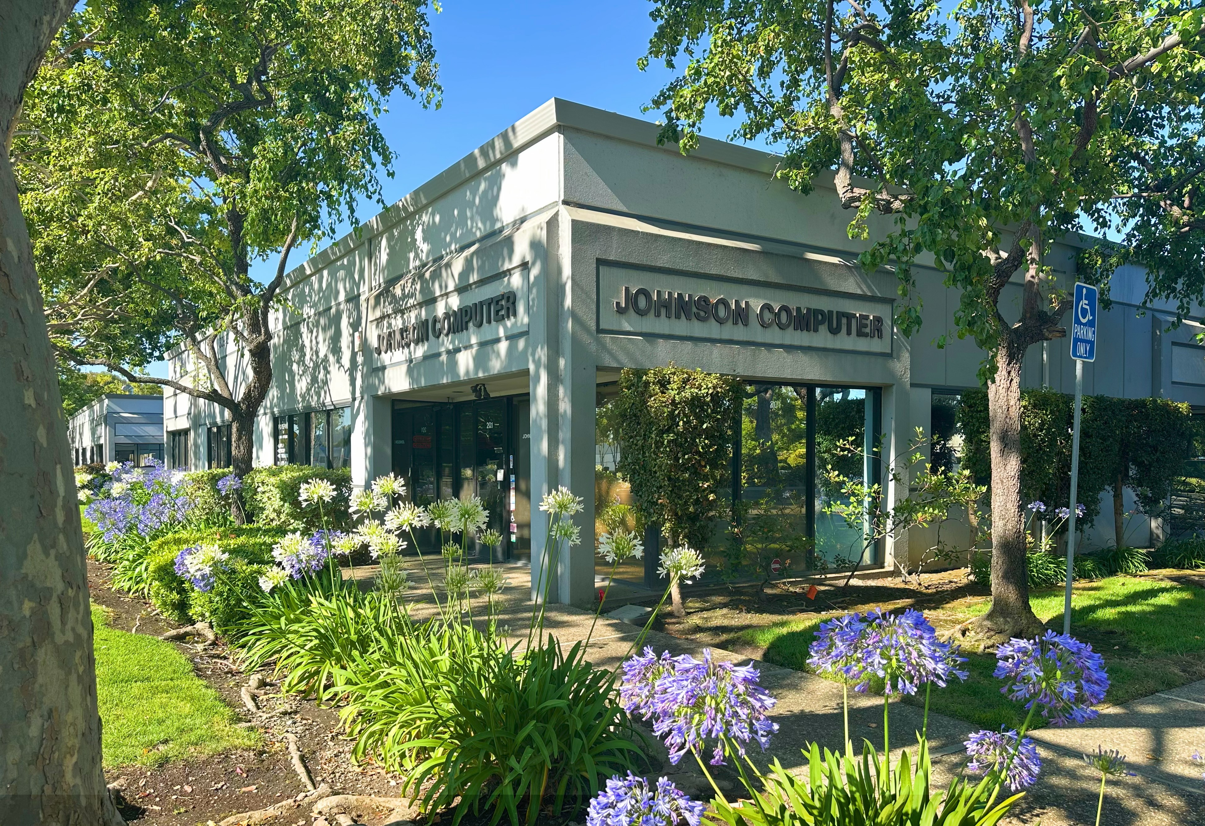 the picture of johnsoncomputer